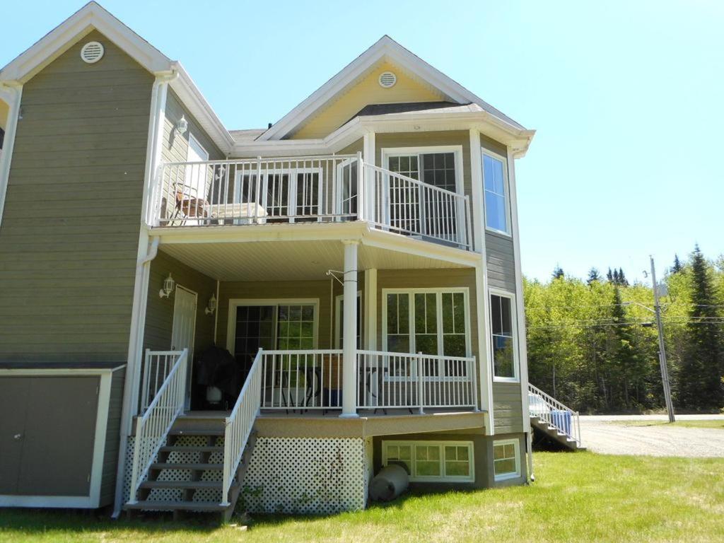 Condo Mont-Edouard LʼAnse-Saint-Jean Extérieur photo